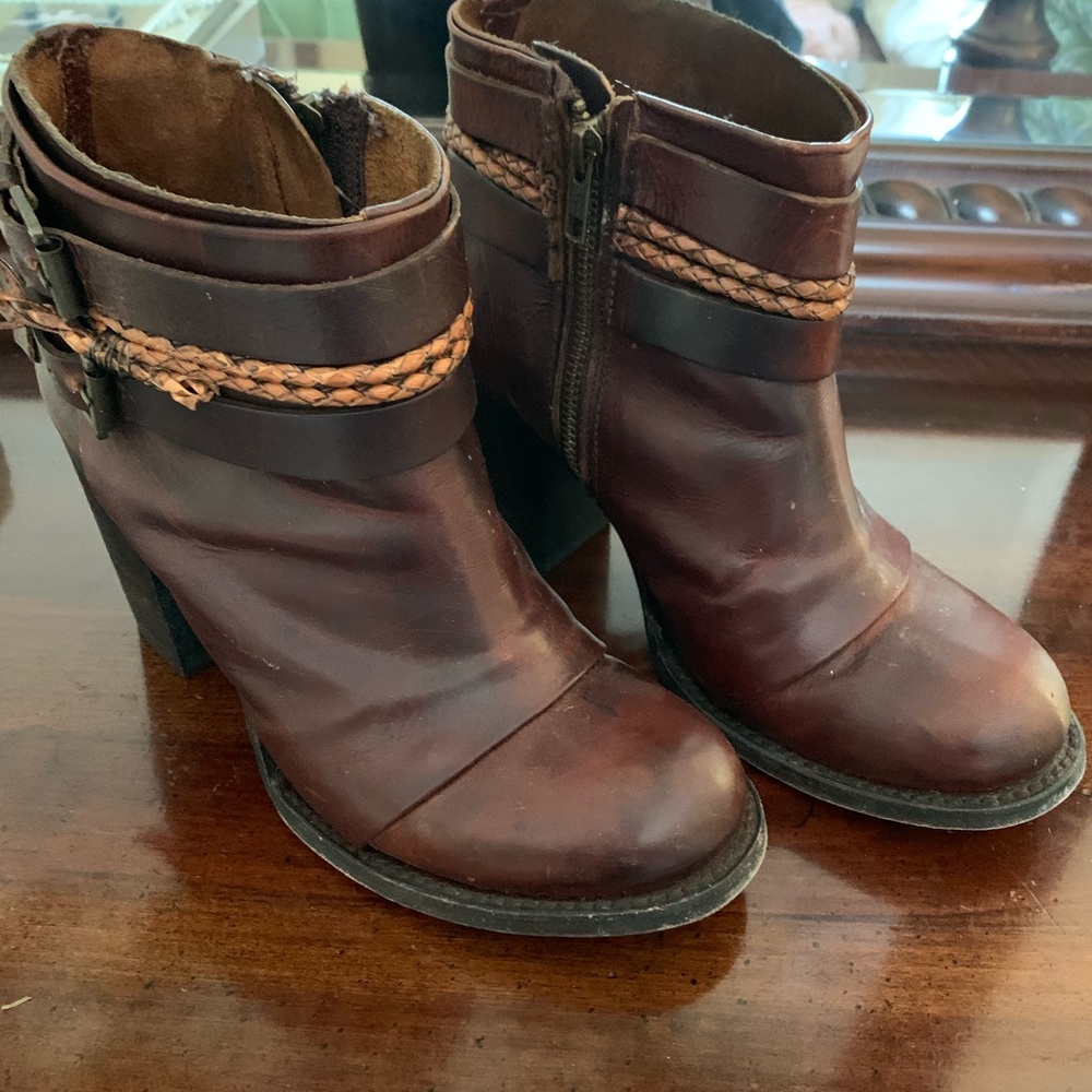 Women’s FREE BIRD by Steven Boots.